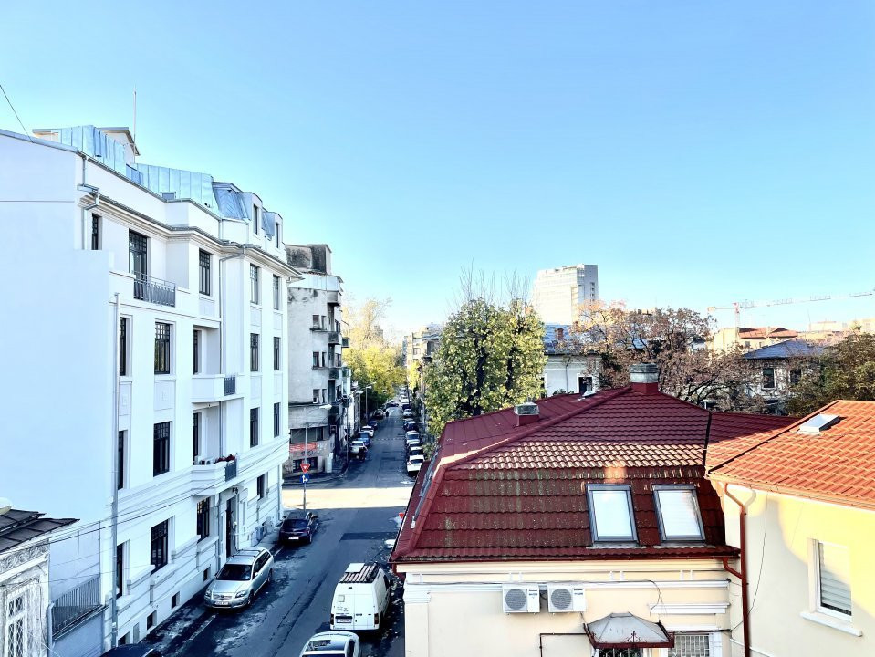 Vanzare apartament 3 camere in vila  Armeneasca - Strada Spatarului