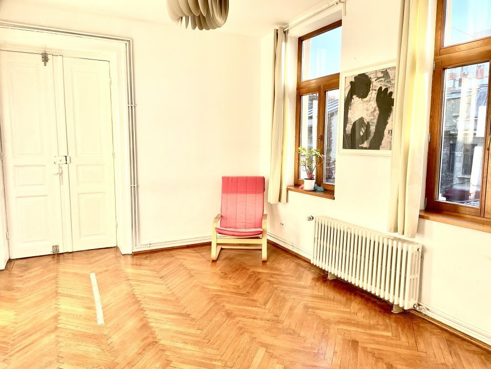 Vanzare apartament 3 camere in vila  Armeneasca - Strada Spatarului