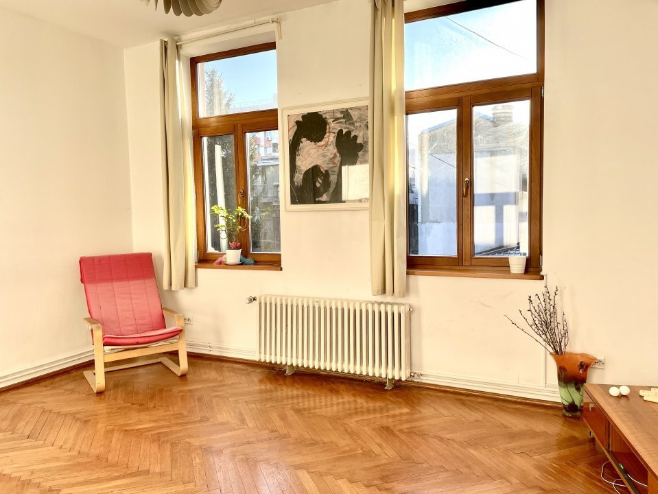 Vanzare apartament 3 camere in vila  Armeneasca - Strada Spatarului