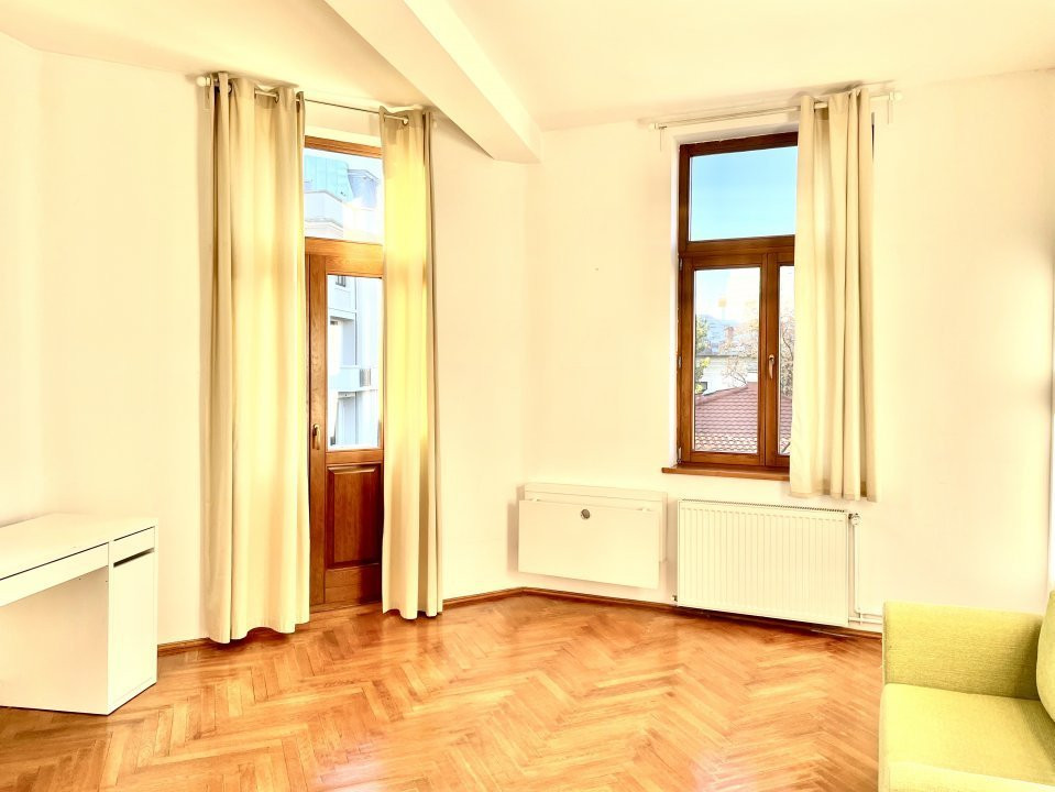 Vanzare apartament 3 camere in vila  Armeneasca - Strada Spatarului