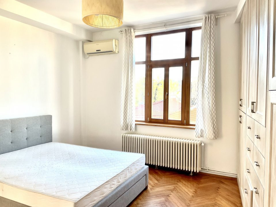 Vanzare apartament 3 camere in vila  Armeneasca - Strada Spatarului