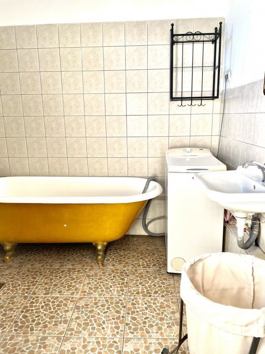 Vanzare apartament 3 camere in vila  Armeneasca - Strada Spatarului