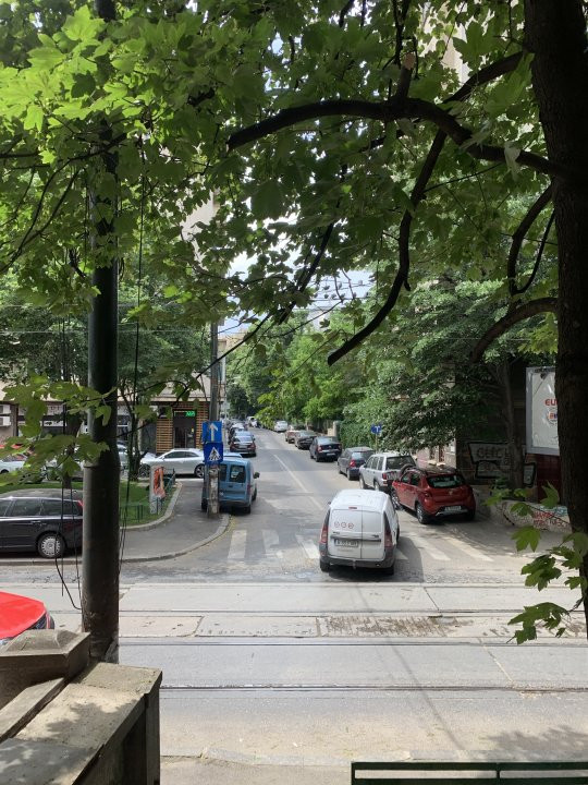 Inchiriere apartament 4 camere pretabil birouri -Vasile Lascar