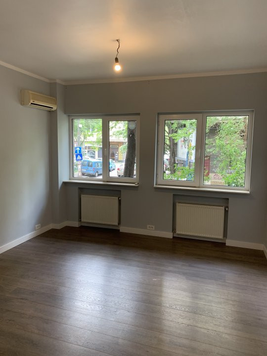 Inchiriere apartament 4 camere pretabil birouri -Vasile Lascar