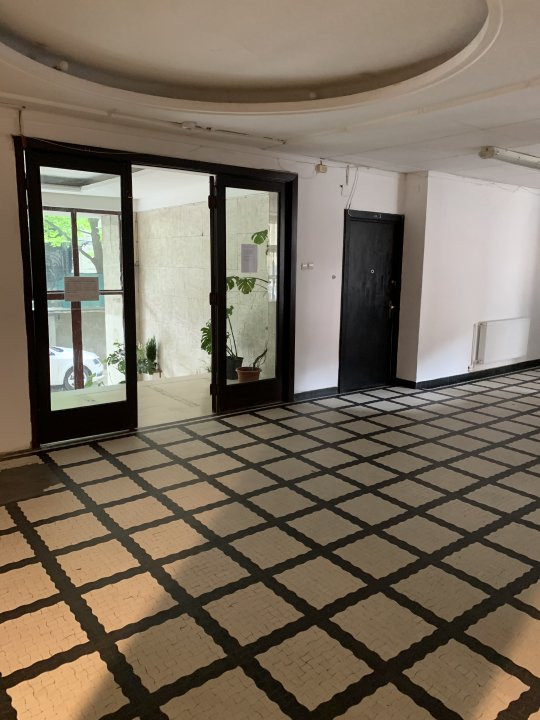Inchiriere apartament 4 camere pretabil birouri -Vasile Lascar